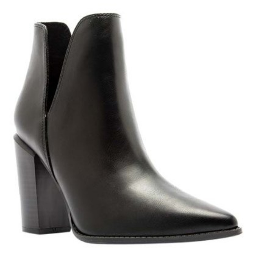 NEW Qupid Pointed Cutout Bootie - Black